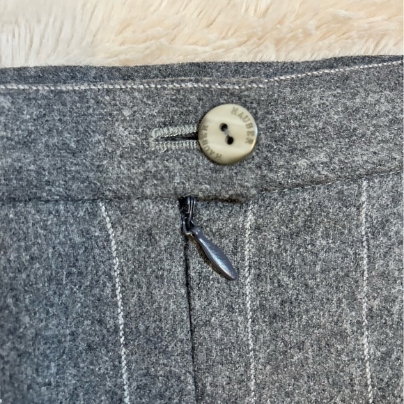 Hauber made in Germany | Woolmark Blend Gray Pinstripe Pencil Skirt Size 14 - Picture 6 of 12